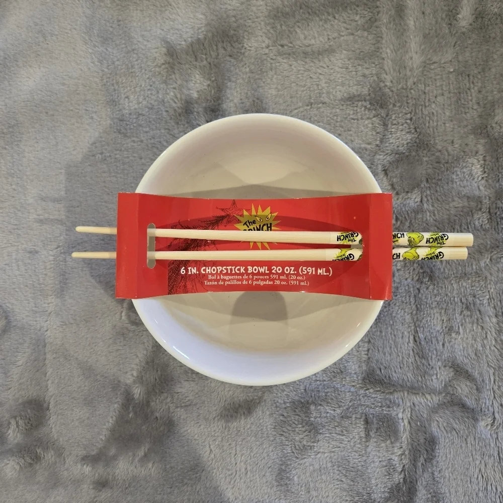 Dr. Seuss The Grinch 6 Inch Ramen and Chopsticks Bowl 20oz. NWT